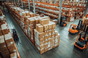 Colisage logistique : optimiser l'emballage en entrepôt avec un WMS