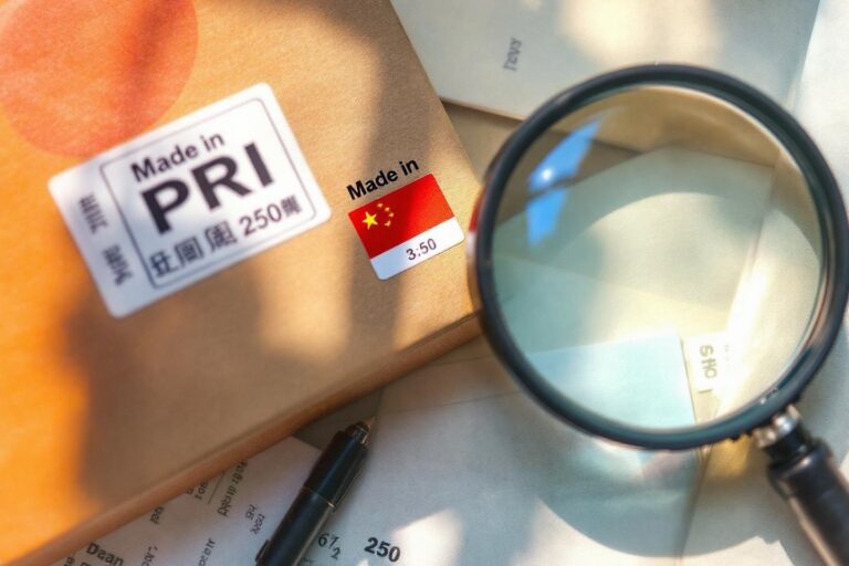 Que signifie made in PRC : définition et légalité de l'inscription